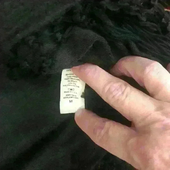 Fringed Top‎ - Picture 3 of 3